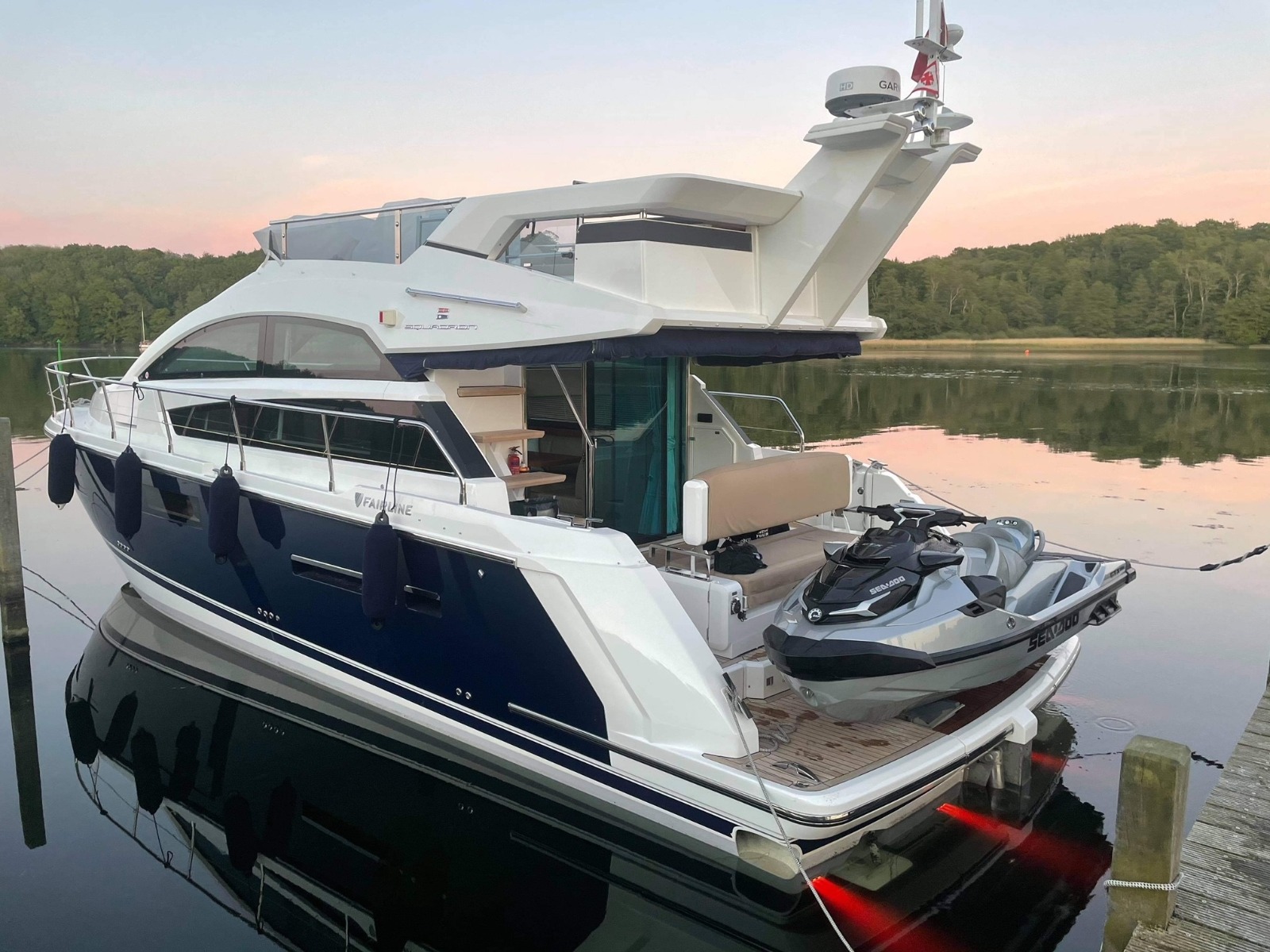 Fairline Squadron 42 with Sea-doo GTX 300 Limited